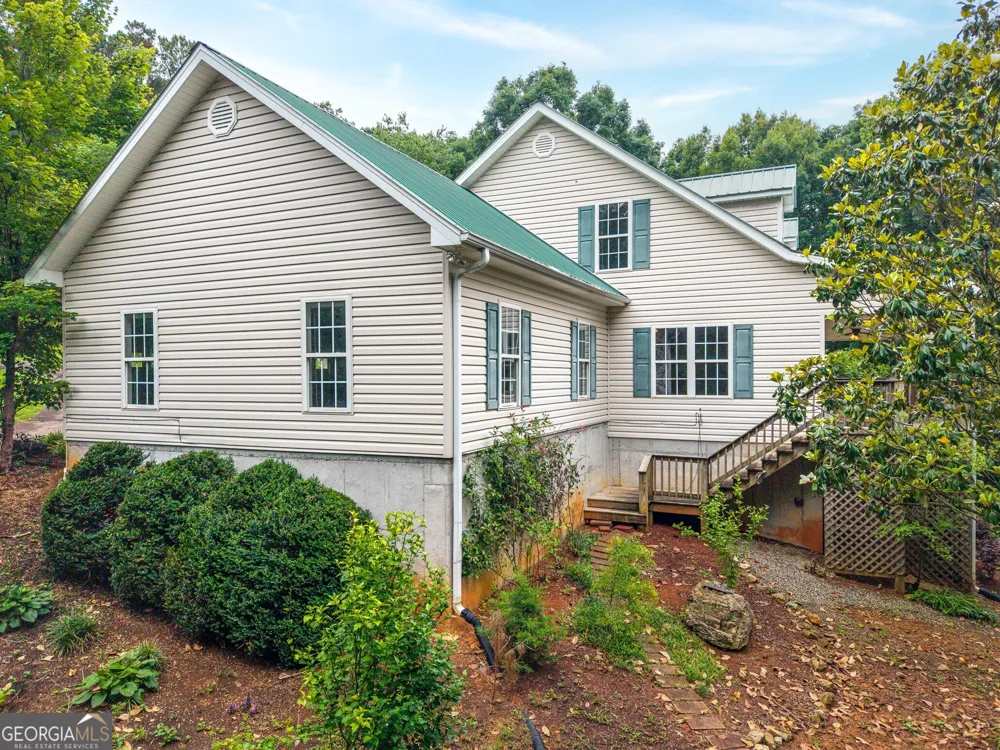 176 Big Oak Tree RD NW Adairsville, GA 30103