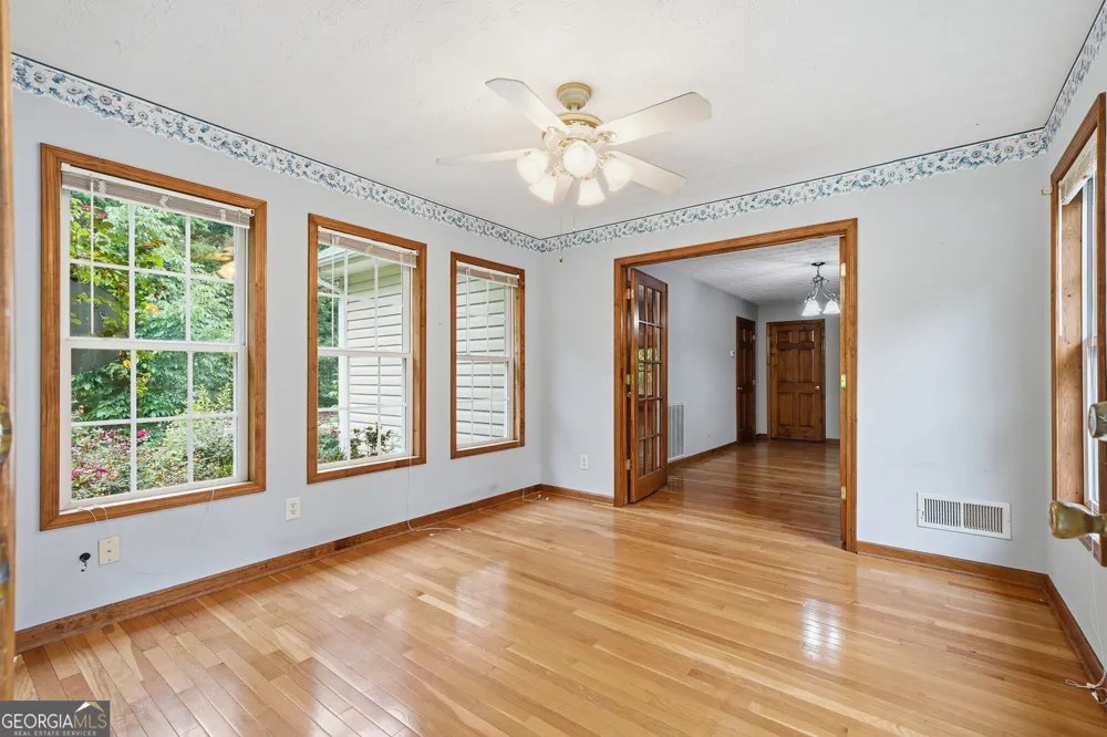 176 Big Oak Tree RD NW Adairsville, GA 30103