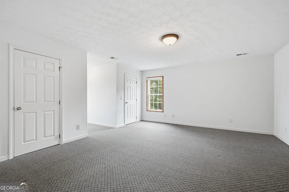 176 Big Oak Tree RD NW Adairsville, GA 30103