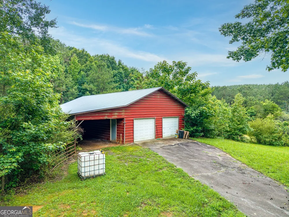176 Big Oak Tree RD NW Adairsville, GA 30103