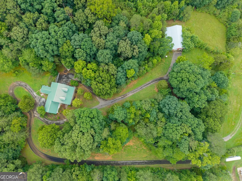 176 Big Oak Tree RD NW Adairsville, GA 30103
