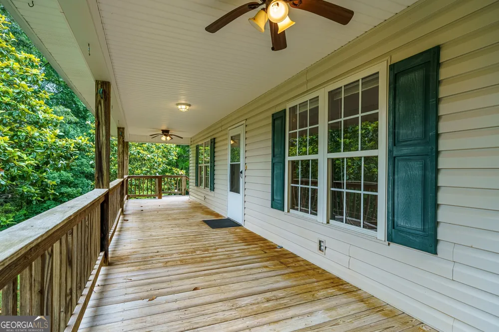 176 Big Oak Tree RD NW Adairsville, GA 30103