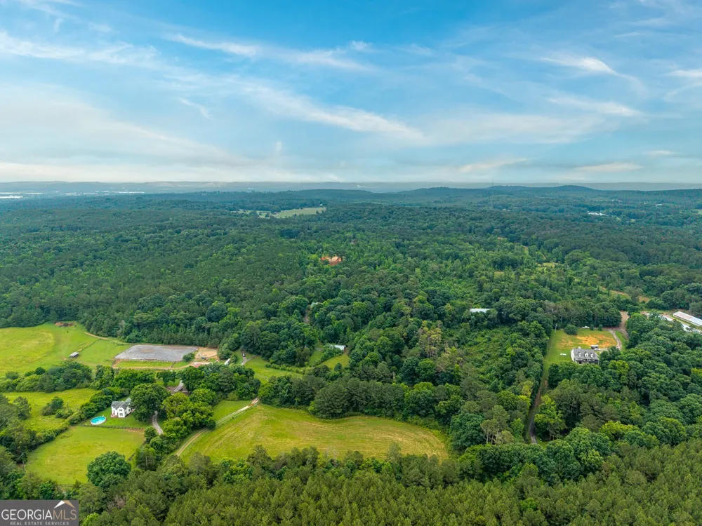 176 Big Oak Tree RD NW Adairsville, GA 30103