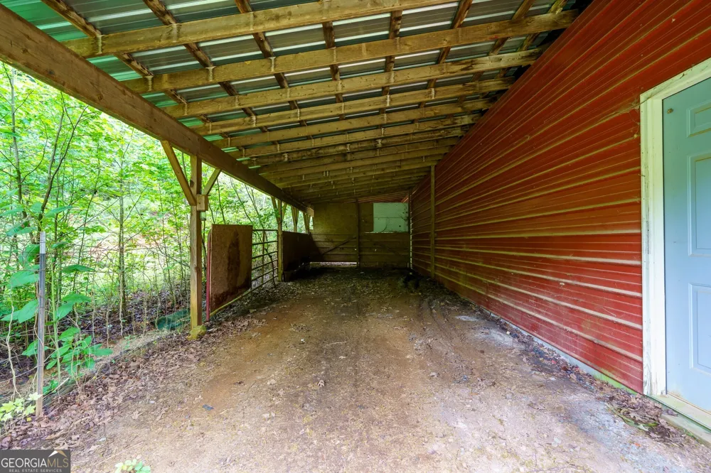 176 Big Oak Tree RD NW Adairsville, GA 30103