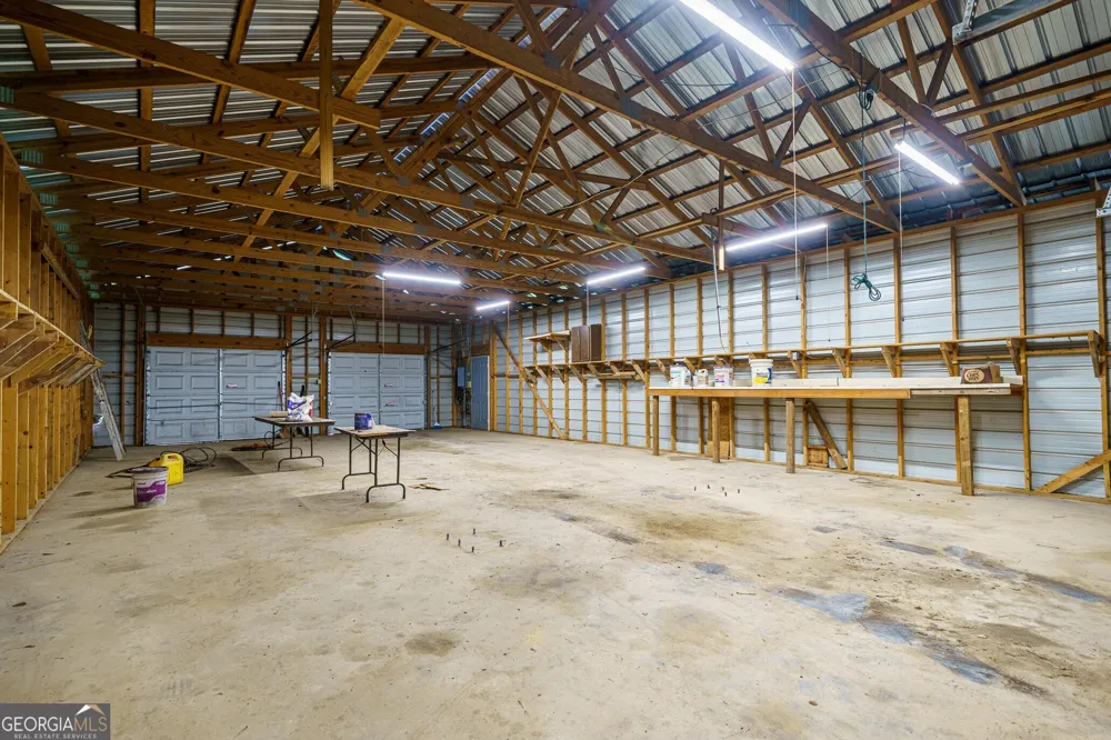 176 Big Oak Tree RD NW Adairsville, GA 30103