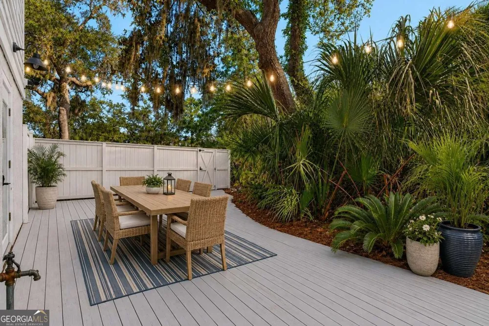 2 White Oak LN Tybee Island, GA 31328