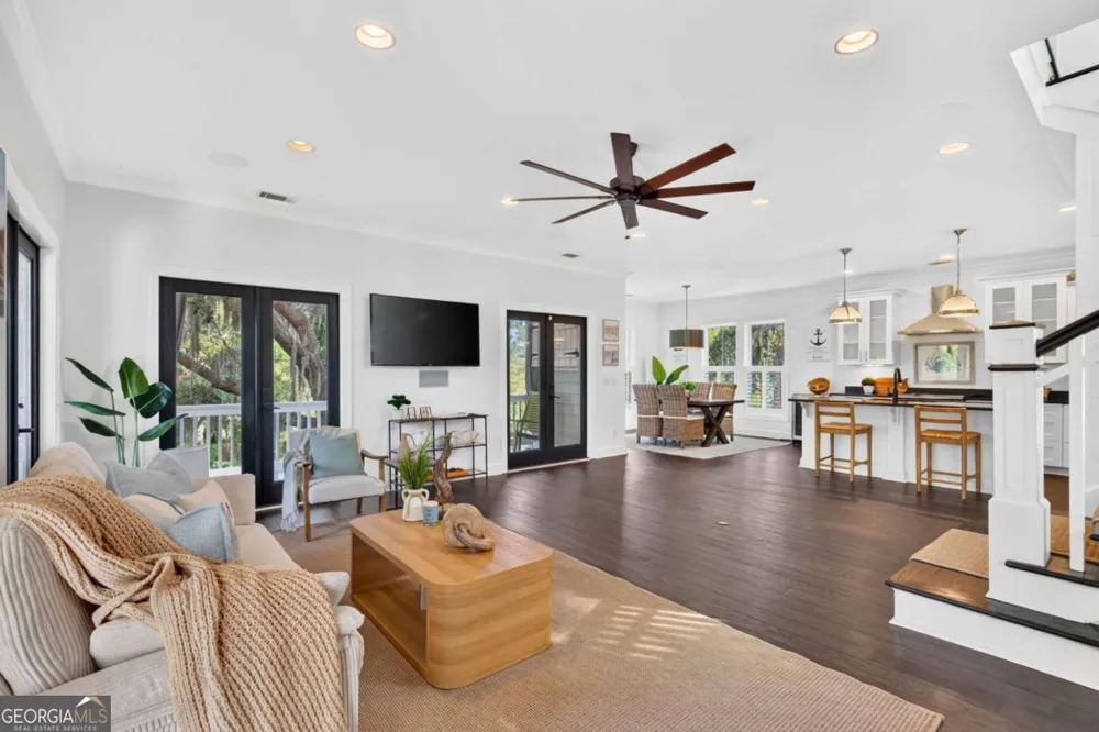 2 White Oak LN Tybee Island, GA 31328
