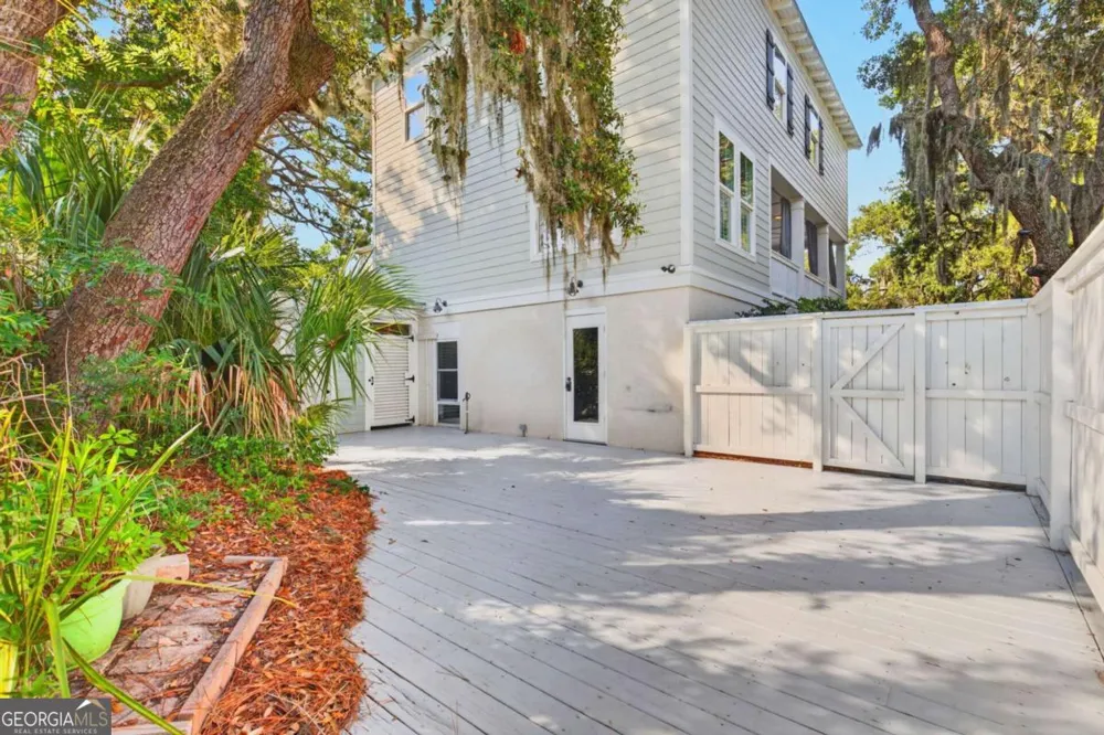 2 White Oak LN Tybee Island, GA 31328