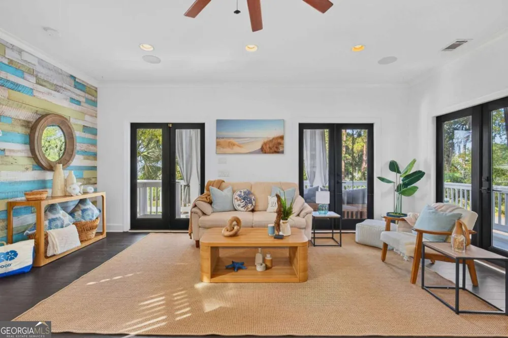 2 White Oak LN Tybee Island, GA 31328