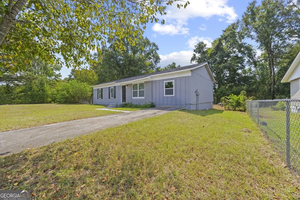 2844 Shamrock LN Macon, GA 31206