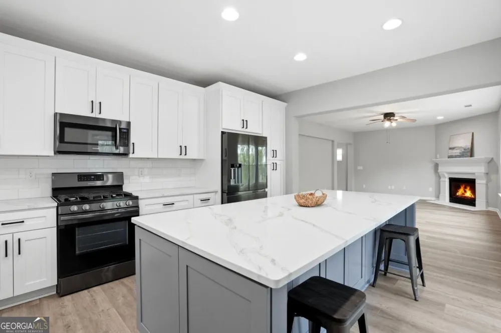 7812 Keepsake LN Flowery Branch, GA 30542
