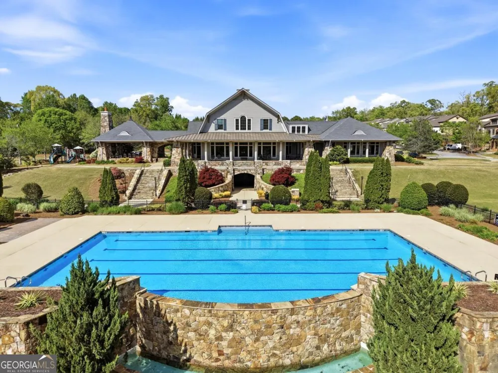 7812 Keepsake LN Flowery Branch, GA 30542