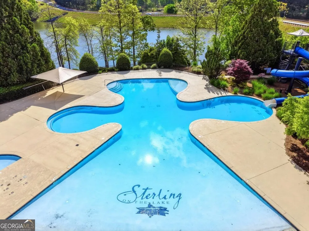 7812 Keepsake LN Flowery Branch, GA 30542
