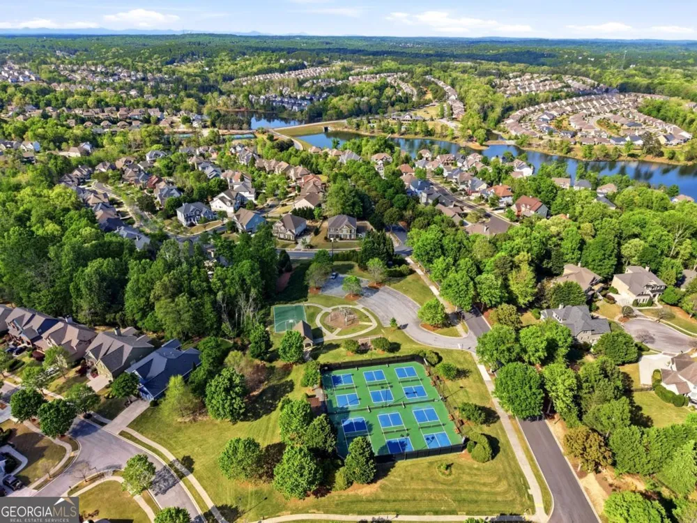 7812 Keepsake LN Flowery Branch, GA 30542