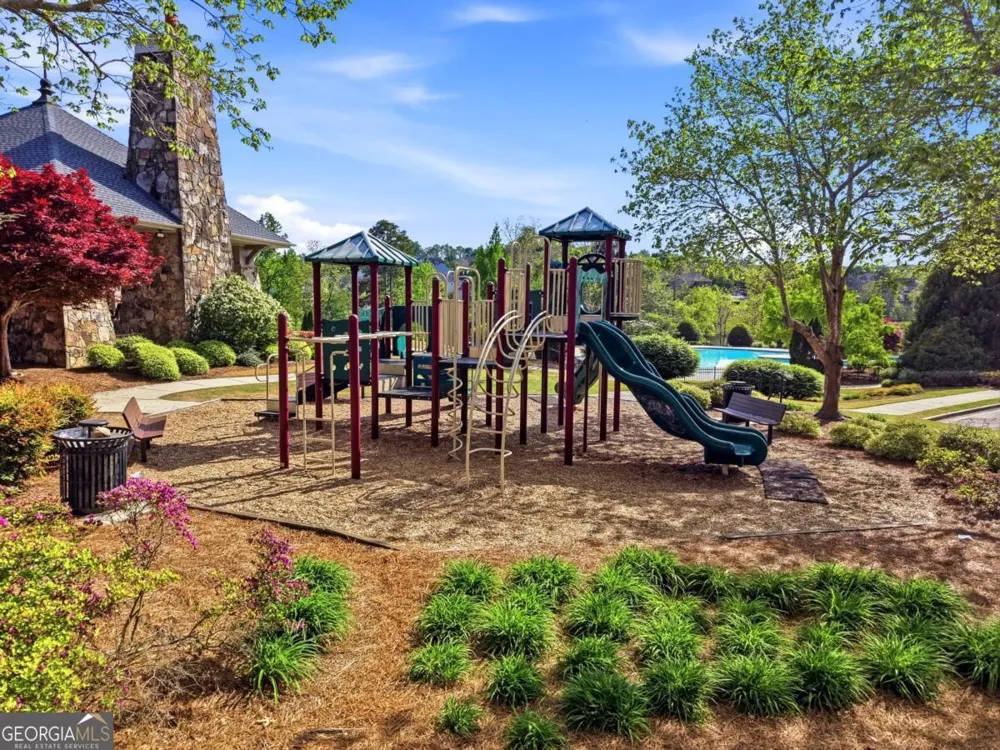 7812 Keepsake LN Flowery Branch, GA 30542