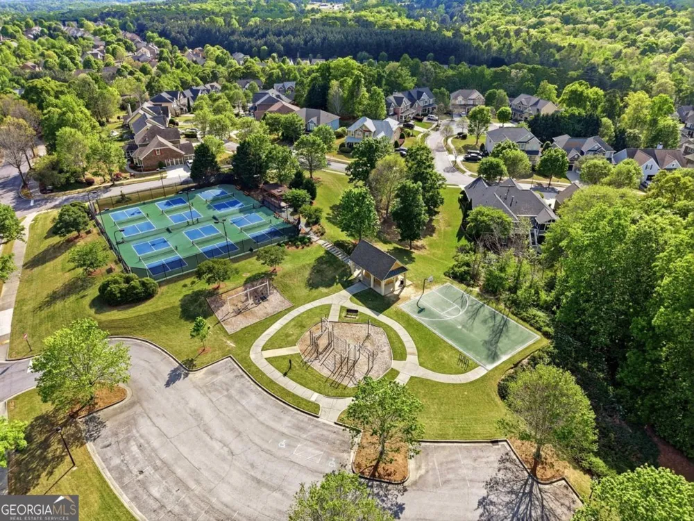 7812 Keepsake LN Flowery Branch, GA 30542