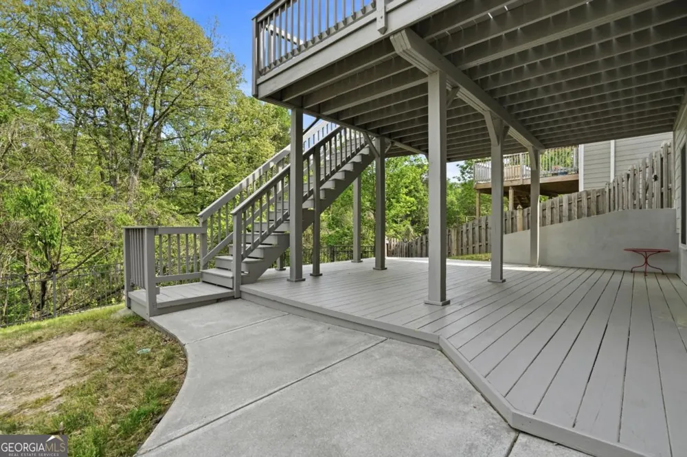 7812 Keepsake LN Flowery Branch, GA 30542