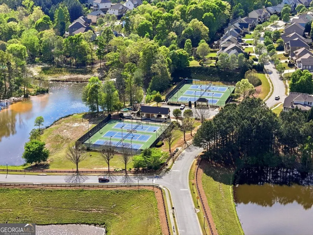 7812 Keepsake LN Flowery Branch, GA 30542