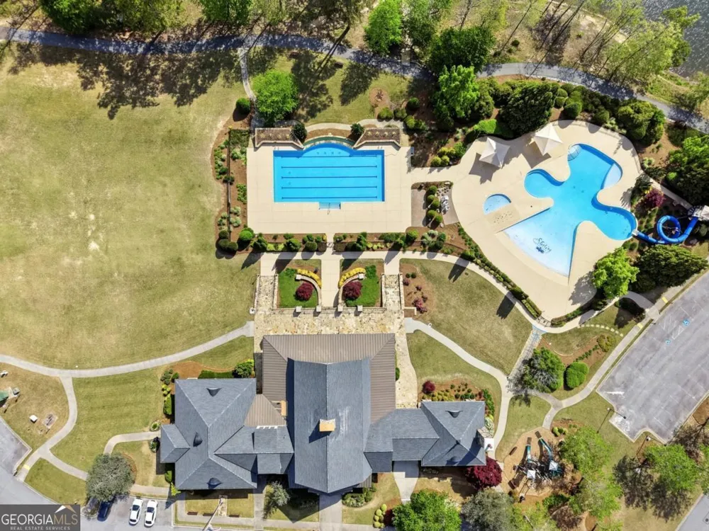 7812 Keepsake LN Flowery Branch, GA 30542