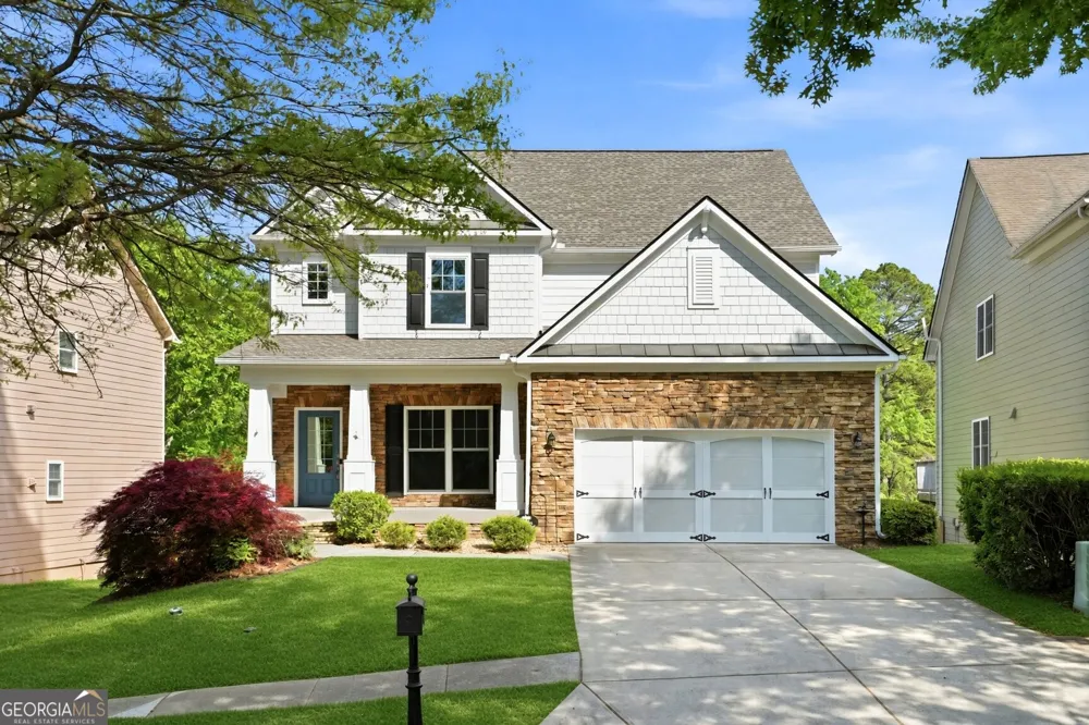 7812 Keepsake LN Flowery Branch, GA 30542