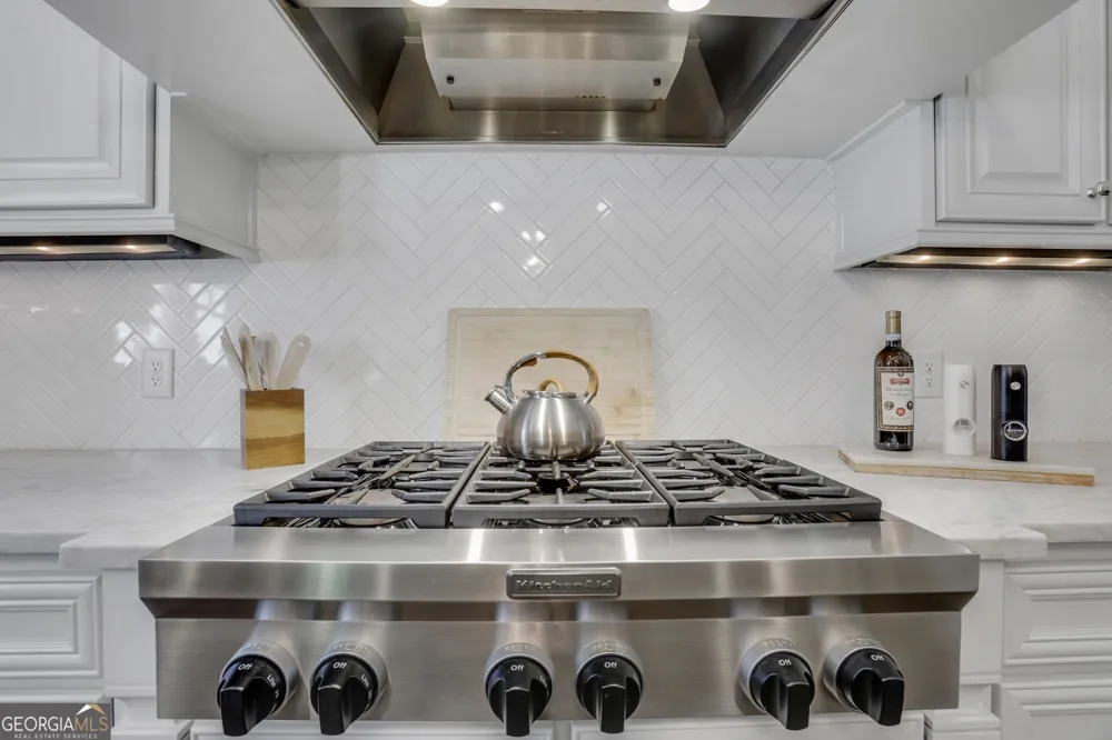 1670 Cone Flower WAY Suwanee, GA 30024