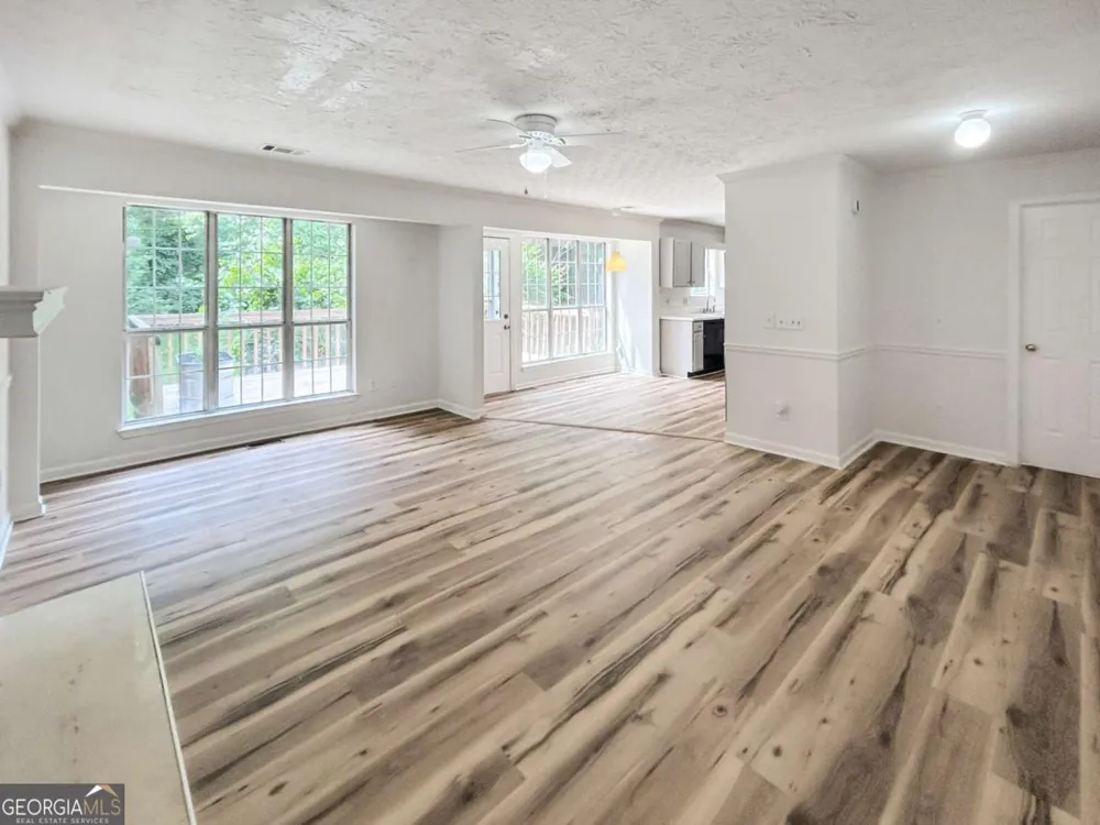 2945 Georgian Manor DR Alpharetta, GA 30022