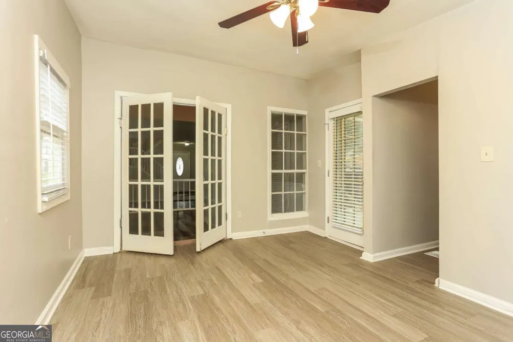 442 Sherwood Oaks RD Stone Mountain, GA 30087
