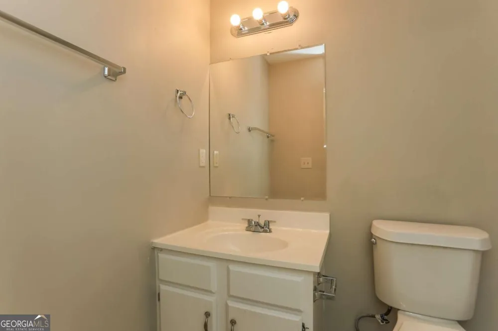 442 Sherwood Oaks RD Stone Mountain, GA 30087