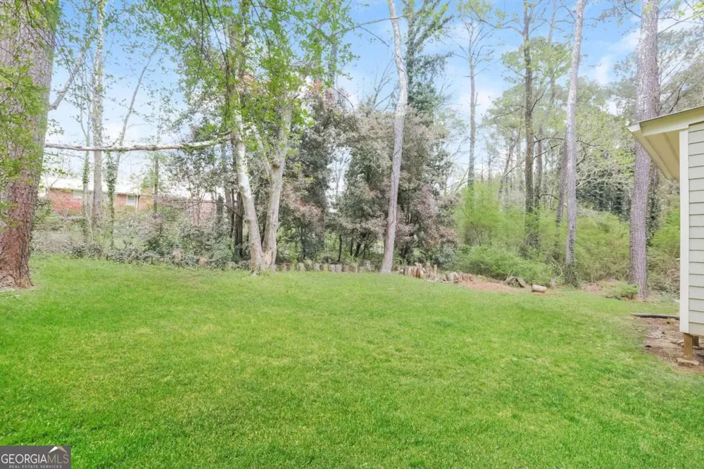 442 Sherwood Oaks RD Stone Mountain, GA 30087