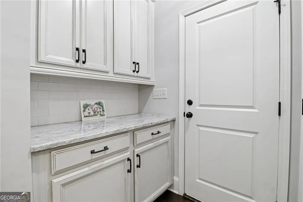 206 Maggies RD Canton, GA 30115