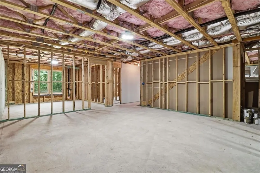 206 Maggies RD Canton, GA 30115