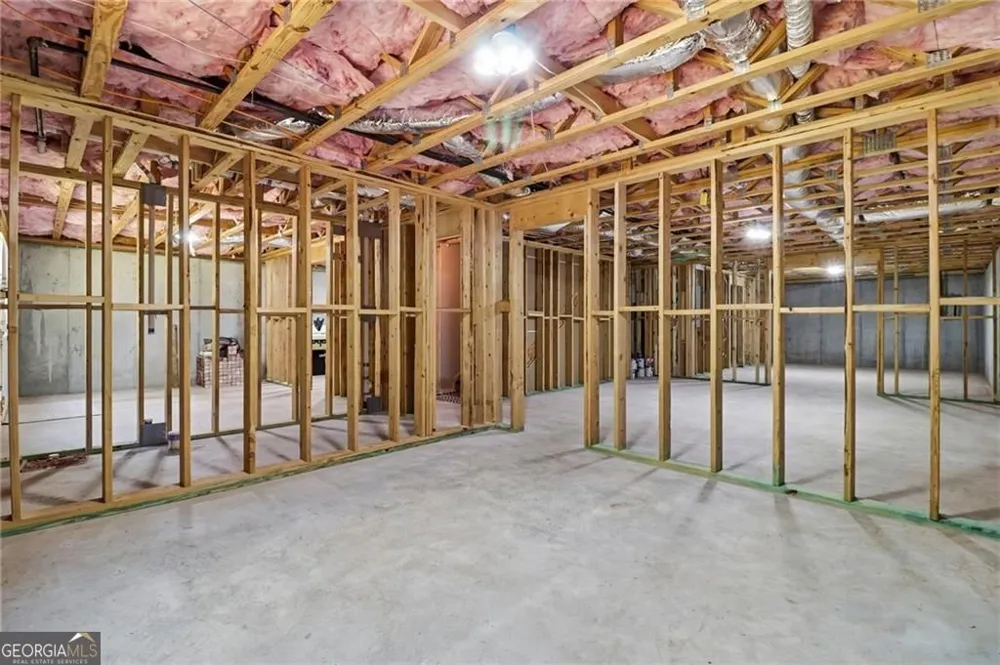 206 Maggies RD Canton, GA 30115