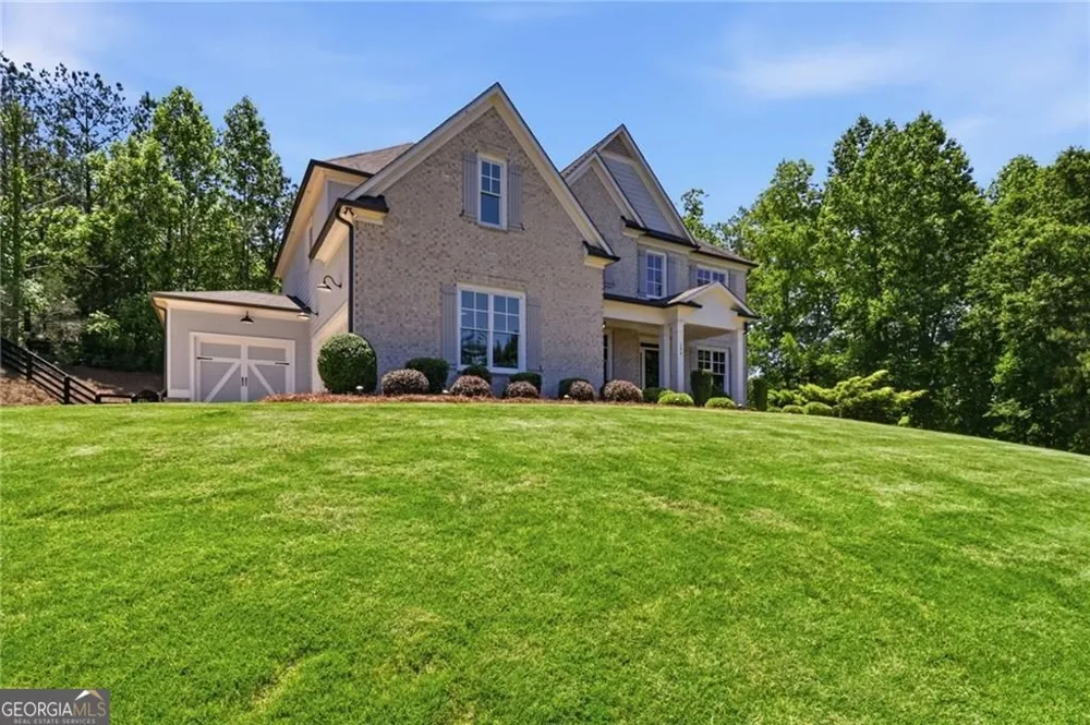 206 Maggies RD Canton, GA 30115