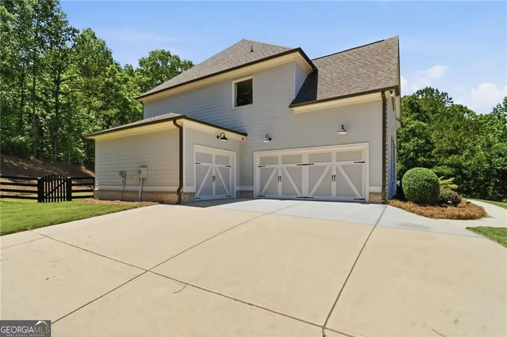 206 Maggies RD Canton, GA 30115