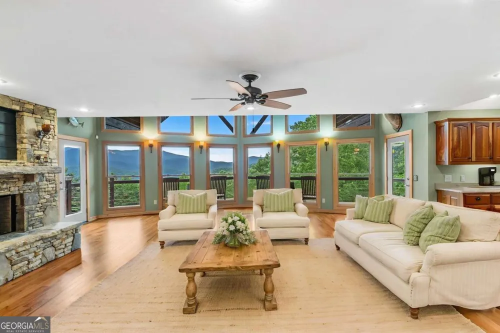 101 Cletus WAY Hiawassee, GA 30546