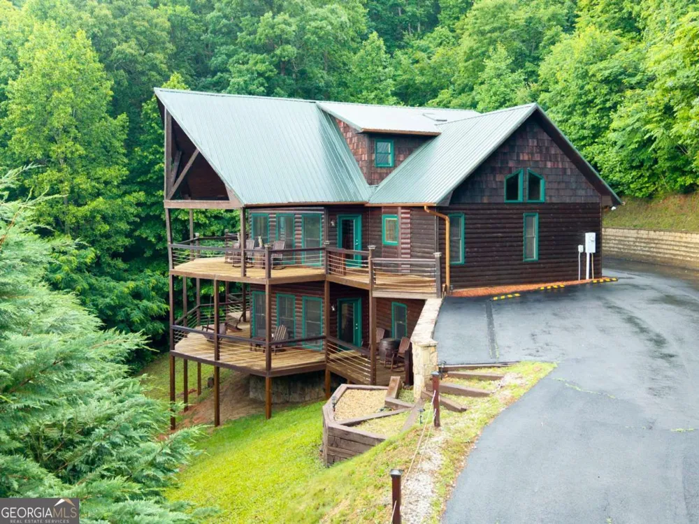 101 Cletus WAY Hiawassee, GA 30546