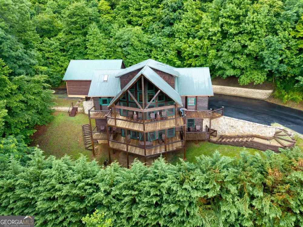 101 Cletus WAY Hiawassee, GA 30546