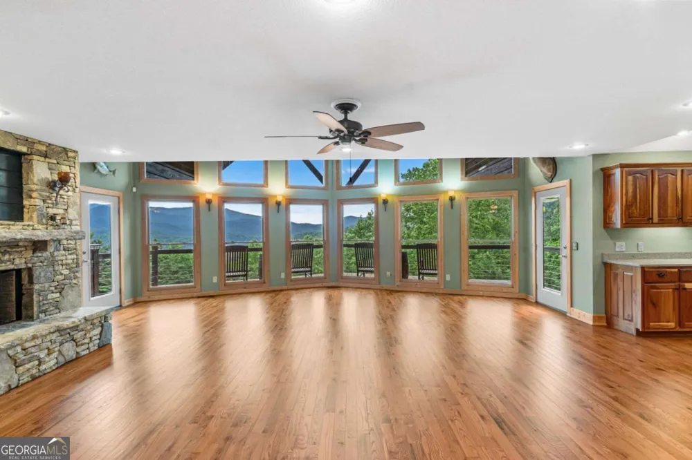 101 Cletus WAY Hiawassee, GA 30546
