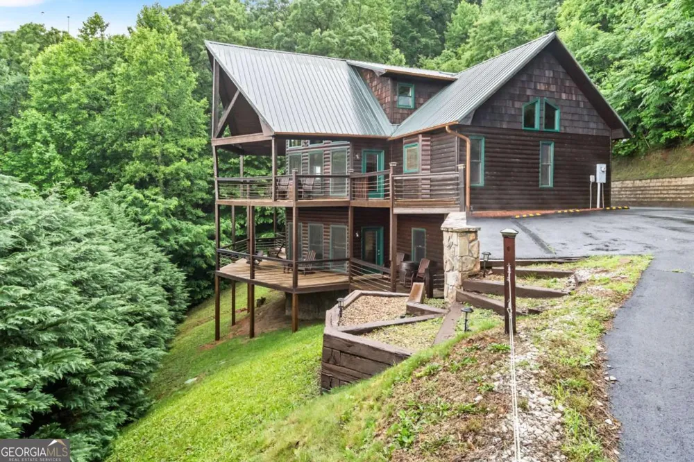 101 Cletus WAY Hiawassee, GA 30546
