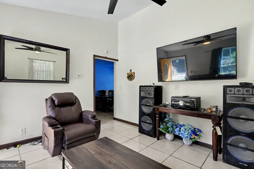 9018 Huntwood LN Riverdale, GA 30274