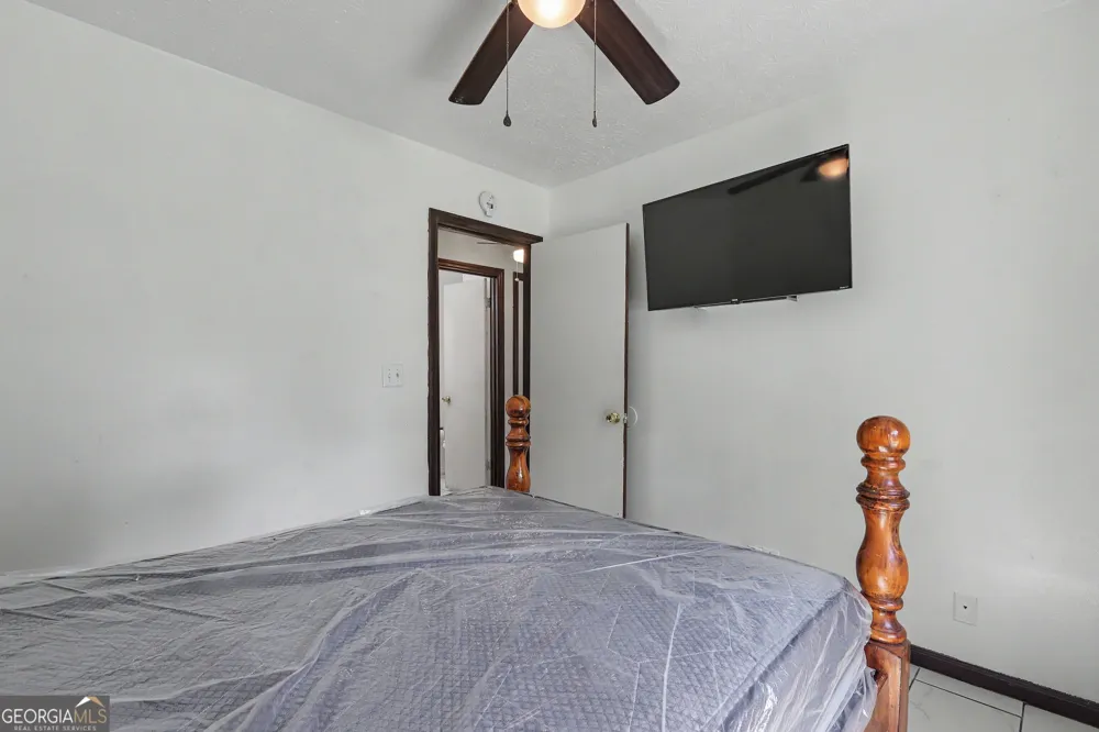 9018 Huntwood LN Riverdale, GA 30274