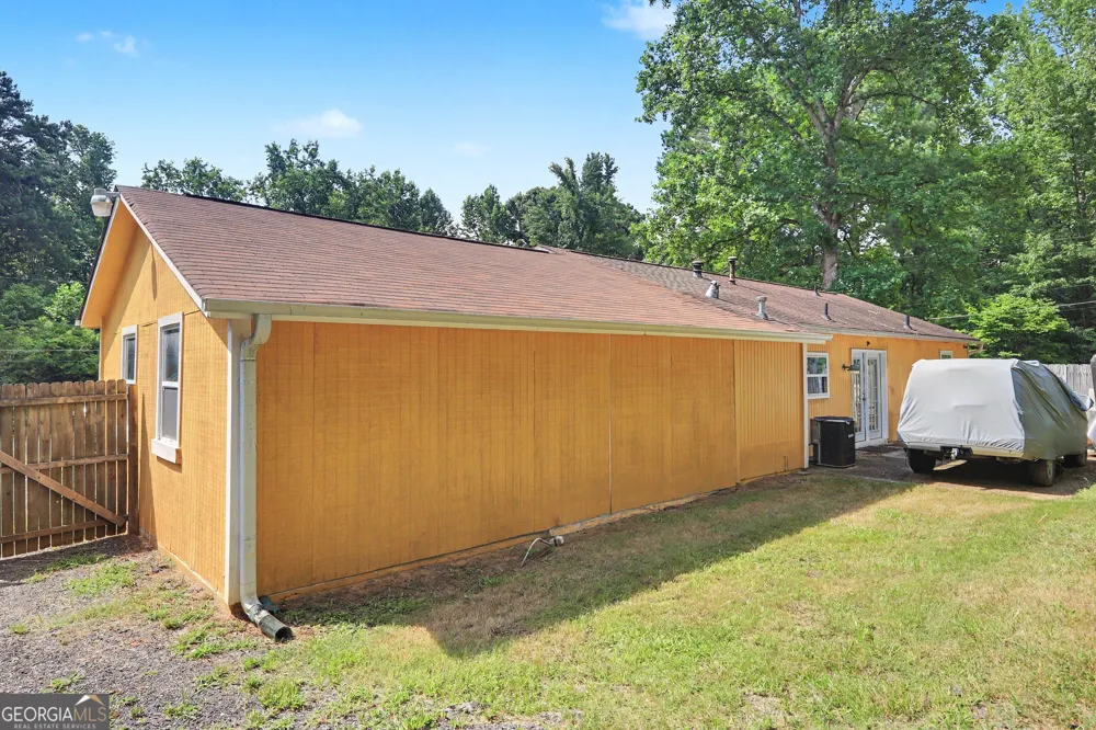 9018 Huntwood LN Riverdale, GA 30274