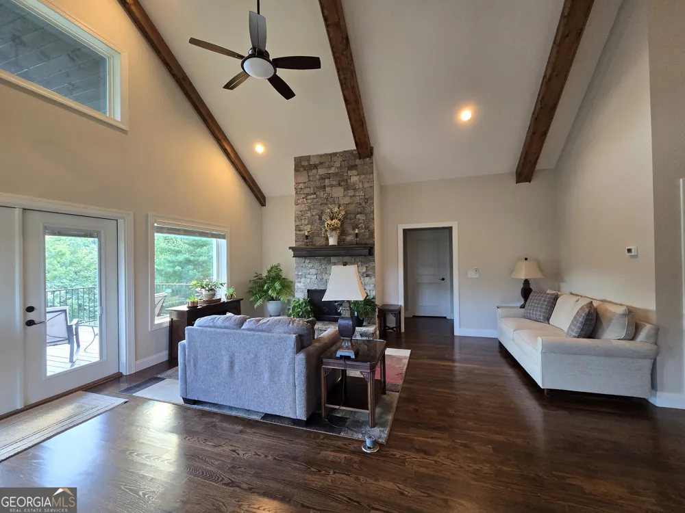 463 Ivy Log Heights RD Young Harris, GA 30582