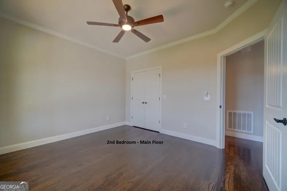 463 Ivy Log Heights RD Young Harris, GA 30582