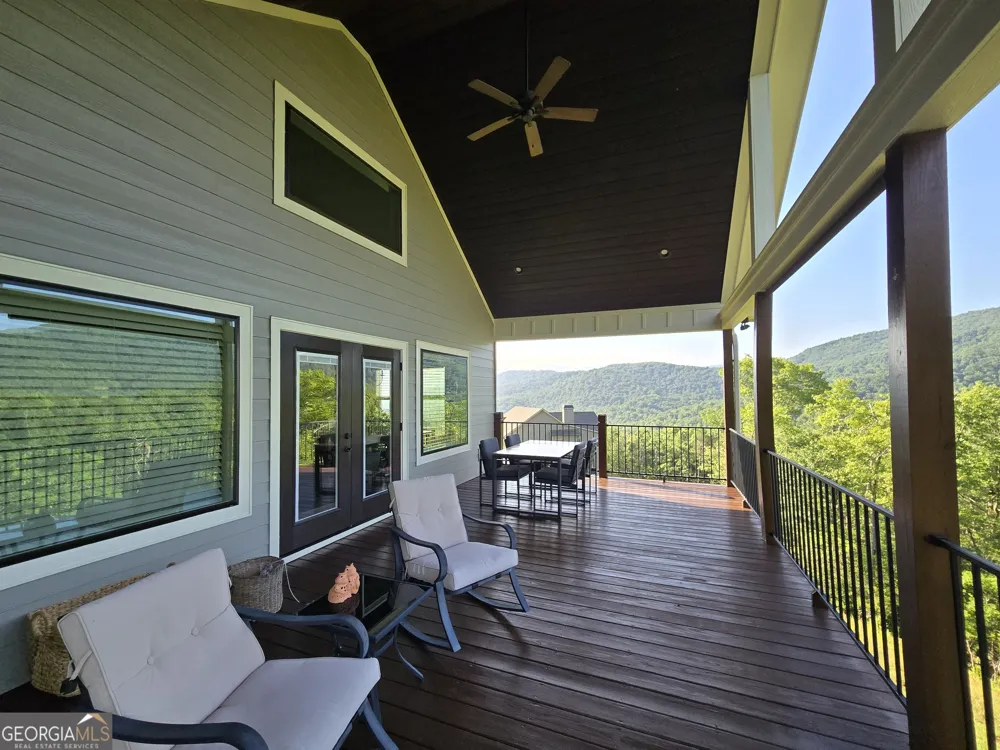 463 Ivy Log Heights RD Young Harris, GA 30582