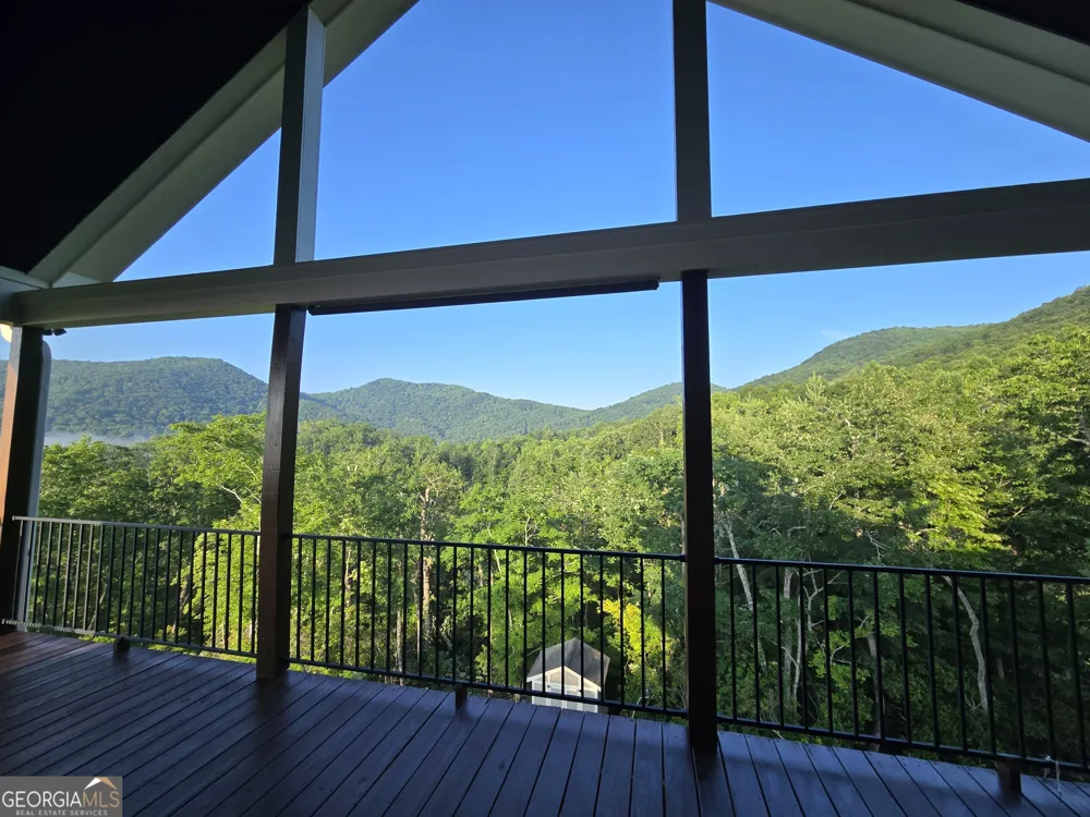 463 Ivy Log Heights RD Young Harris, GA 30582