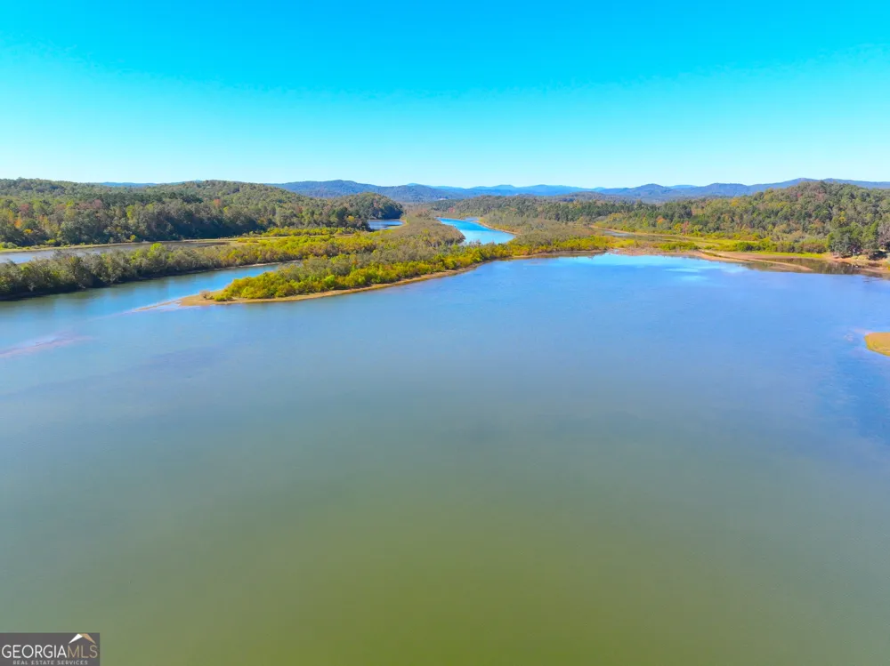 284 River RD Westminster, SC 29693