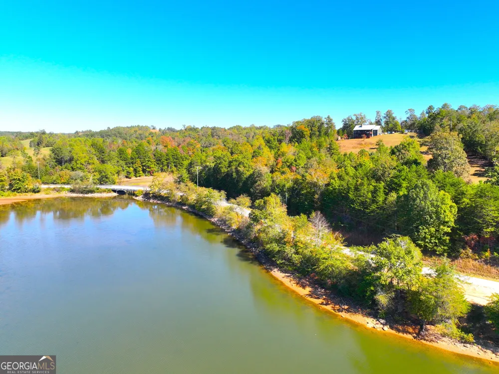 284 River RD Westminster, SC 29693