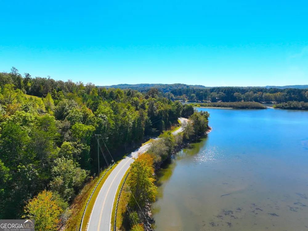 284 River RD Westminster, SC 29693