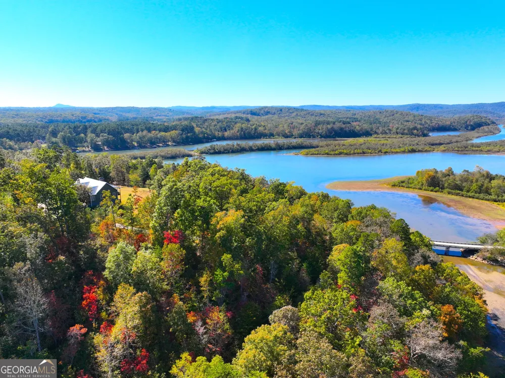 284 River RD Westminster, SC 29693